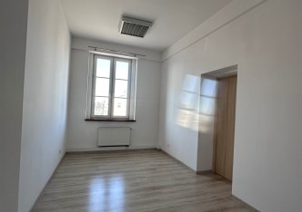 lokal na wynajem - Piotrków Trybunalski, Stare Miasto