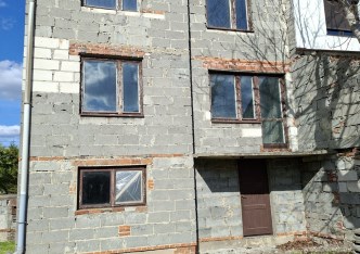 dom na sprzedaż - Moszczenica